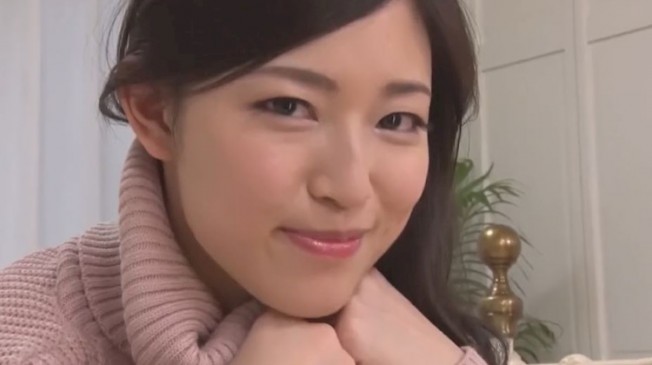 一早起床就想要騎上哥哥肉棒的淫蕩妹妹