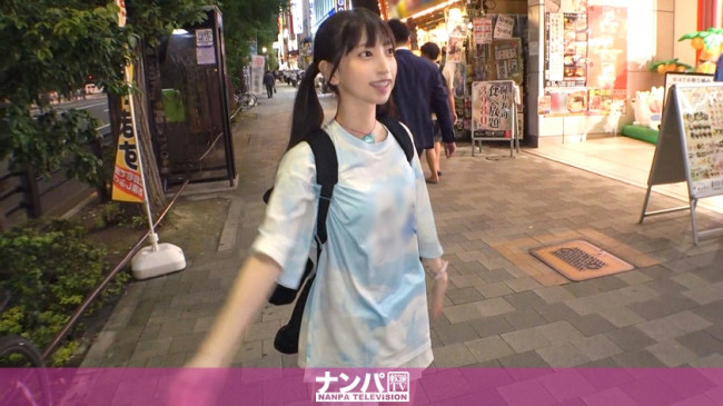 マジ軟派、初撮。 1521 ガシャポンで運試し！秋葉でナンパした美少女とミニゲームで遊んでるうちに内容もどんどんエッチになっていき…！？感度の良い乳首を摘めば体をビクビク跳ねさせ即快楽落ちww 200 200GANA 2340