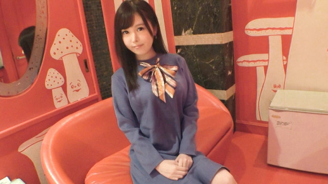 美白でスレンダーな水着娘をハメ倒す！！やだやだ言いながらも鬼ピストンに悲鳴あげて連続中イキｗｗ感じまくったアクメ顔にたっぷりザーメン種付けのサービス☆ SIRO 3977 SIRO 3977