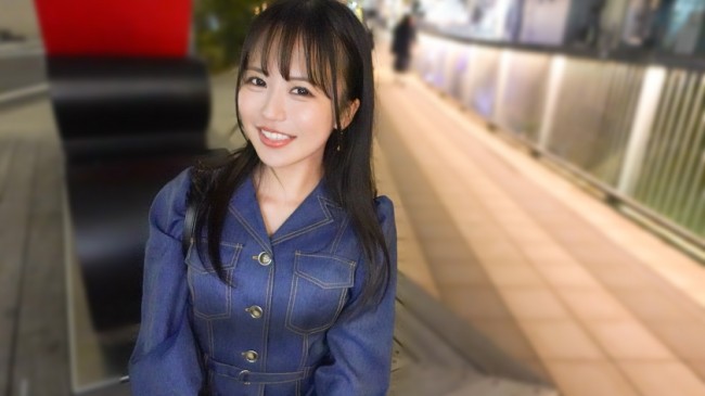 人気のコンカフェ嬢がSEXしたくて応募してきた！可愛い笑顔で客の心を鷲掴みにする可愛い子ちゃんが乳首で快感の虜になってしまう！何度も中イキを繰り返し溢れ出した潮が止まらない！ 【初撮り】ネットでAV応 SIRO 5544