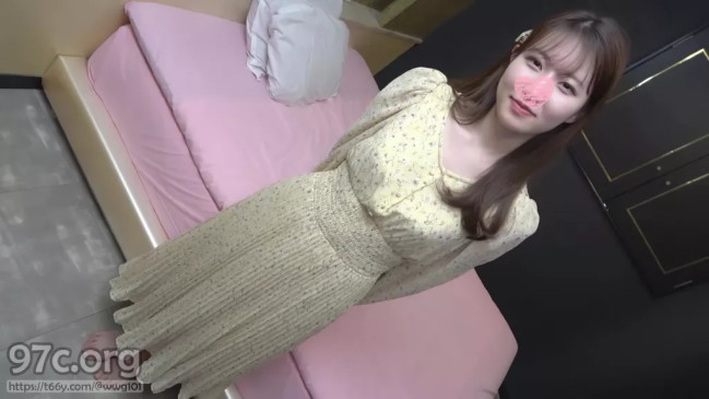 FC2  素人3Q 下个春天将化身白衣天使 面对她意乱情迷的娇态 在半推半就中悄悄让她怀上了 PPV 2751830