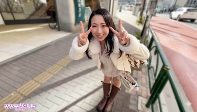   【無修正】清楚系保育士のたまご19歳が関西弁でオホ声白目イキ連発！ FC2PPV 4891706