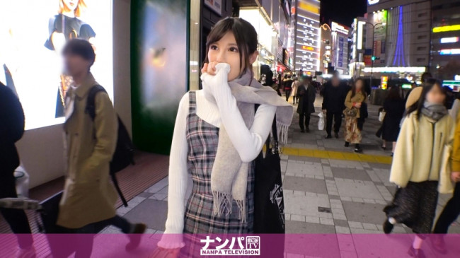 和男友刚分手的美少女在圣诞节被我搭讪到手用激烈的抽插使双脚不停颤抖达到无数次高潮 200GANA 2222