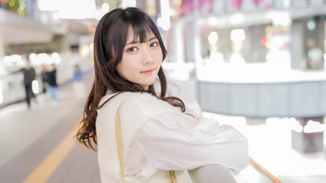 憧れの女優さんみたいになりたいんです！あどけない笑顔を見せるのあちゃんが一大決心 (白咲のあ) SIRO 5464