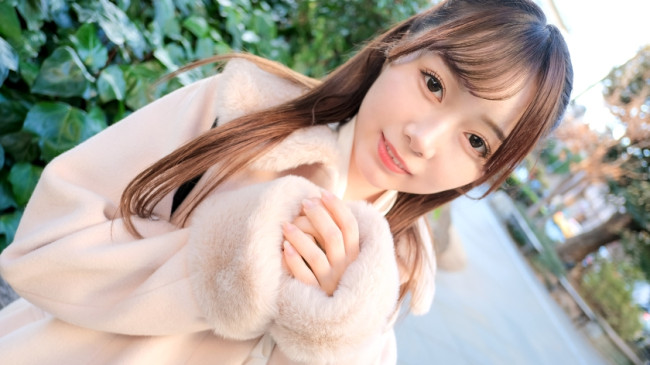 【19歳×妹系美少女×上京】栃木から上京してきた19歳！誰もがメロメロになるような低身長の妹系美少女がカメラの前で初脱ぎ！いちいち仕草が可愛い過ぎる！小さいカラダをくねらせて、全身で気持ち良さを感じて SIRO 5275