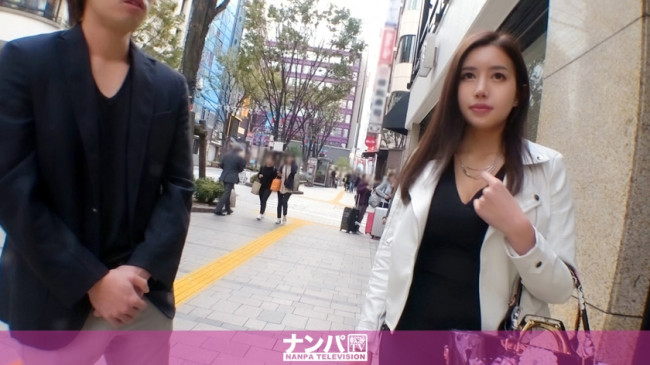 在新宿搭讪到的极品性感美女交涉拍AV摸了几下眼神就开始涣散不断晃动淫乱巨乳 200GANA 2210