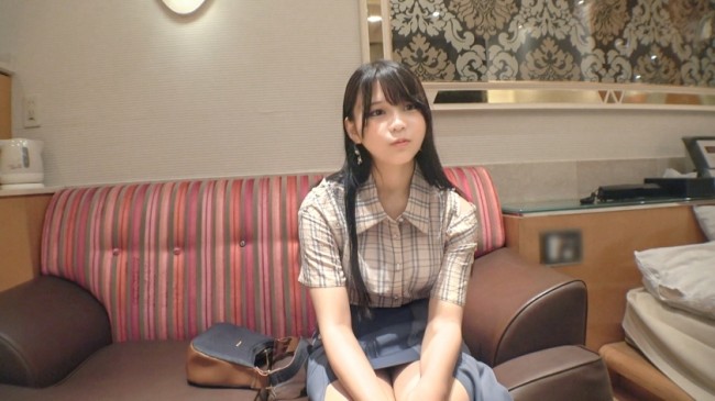 【こういうのが一番エロい】【地味めな女の子が隠れ巨乳だった件】大人しそうな顔してチンコ入れたらガンガン喘ぎまくりの地味子ちゃん！【初撮り】ネットでAV応募→AV体験撮影 2495 SIRO 5602